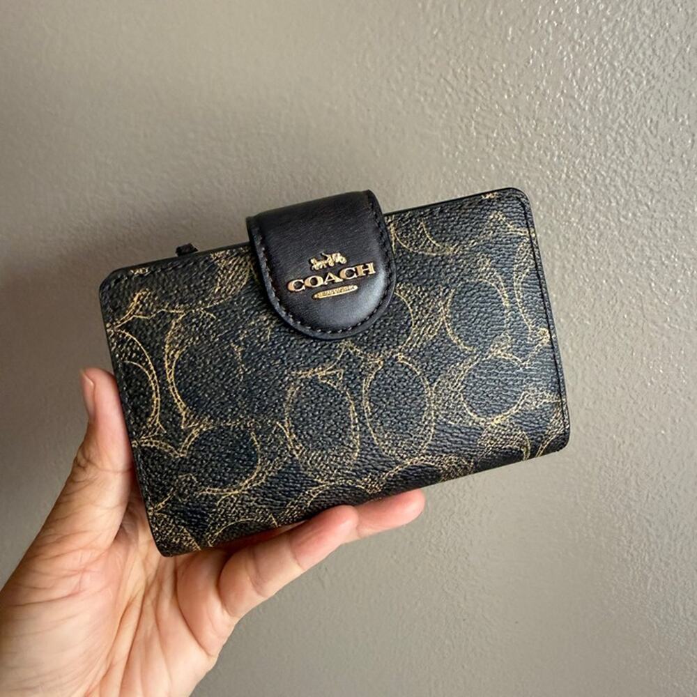 Coach Medium Corner Zip Wallet In Loved Signature Canvas CEC28 Gold/Brown